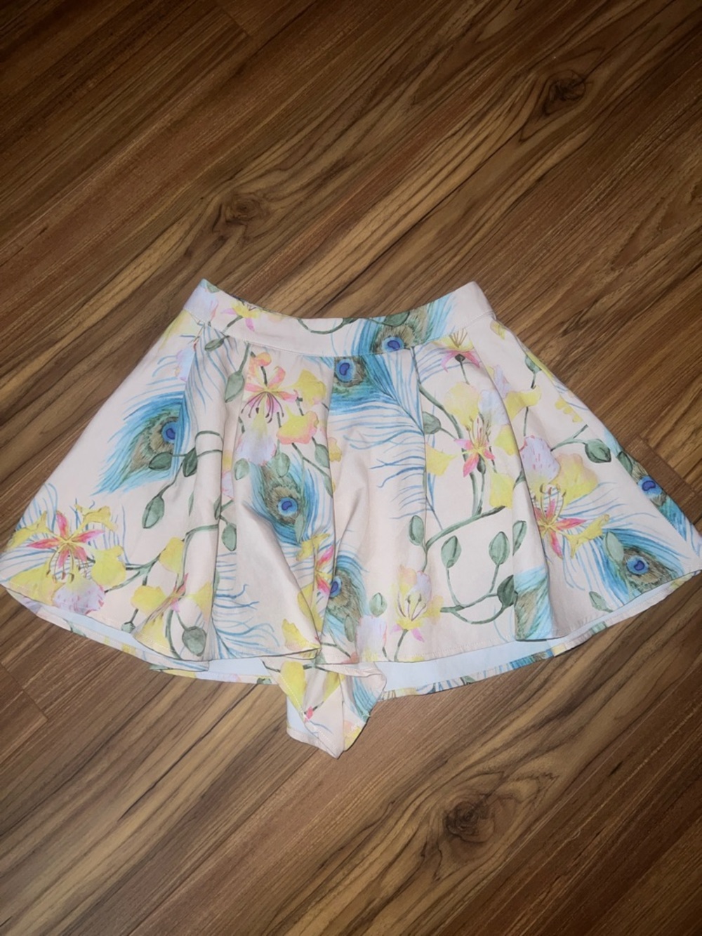 Fashion Nova Floral Peacock Print Skort - White, Yellow, Blue, Green